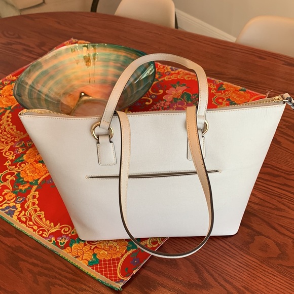 Dooney & Bourke Gently used condition-Large - Picture 2 of 9